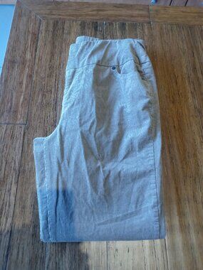 COLDWATER CREEK pull on straight corduroy pants (sz10)